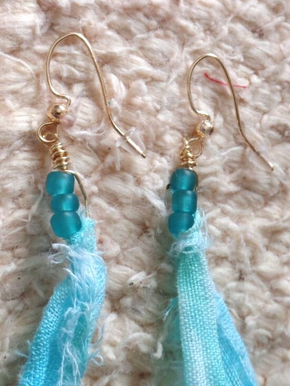Hand Crafted Swag Earrings BLUE w/BEADS - Picture 5 of 6